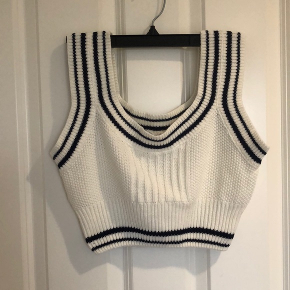 Cider Tops - NWT CROP TOP